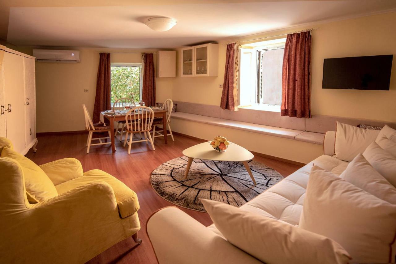 Venetian Well Cozy Apartment Corfu Old Town المظهر الخارجي الصورة
